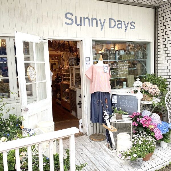 「Sunny Days」さんで1日イベント販売します。